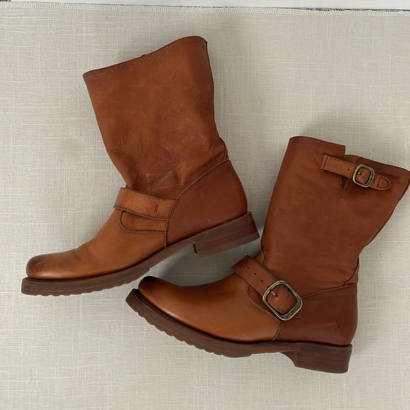 FRYE Veronica Short in Whiskey leather - Picture 2 of 8